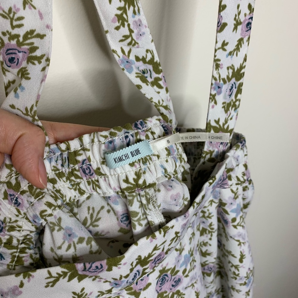 Kimchi Blue • Purple Floral Overalls - Picture 6 of 8